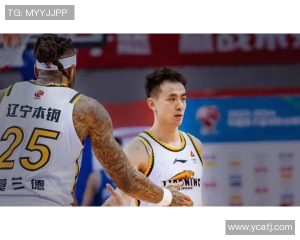赵继伟：从青涩新星到国家队核心的篮球成长之路